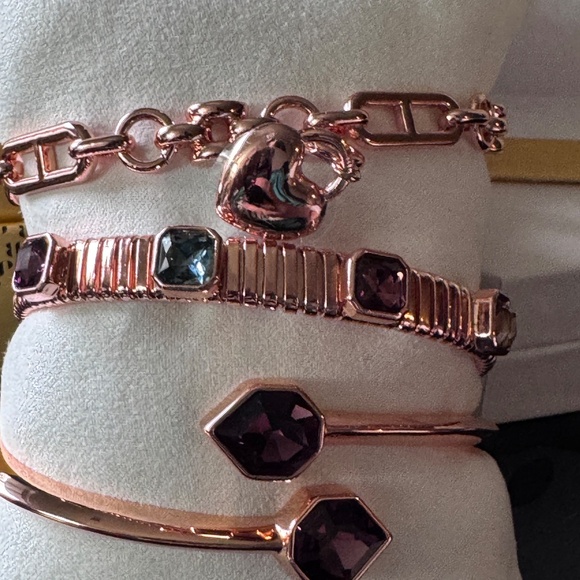 Bomb Party - THE GEM SOCIETY - HOLIDAY 2025 - ST50614 - Heart Of Pine - Picture 6 of 6